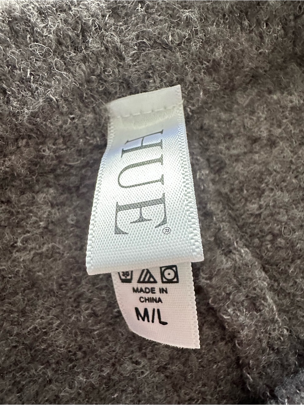 HUE Gray Knit Leggings, size M/L - Picture 4 of 10